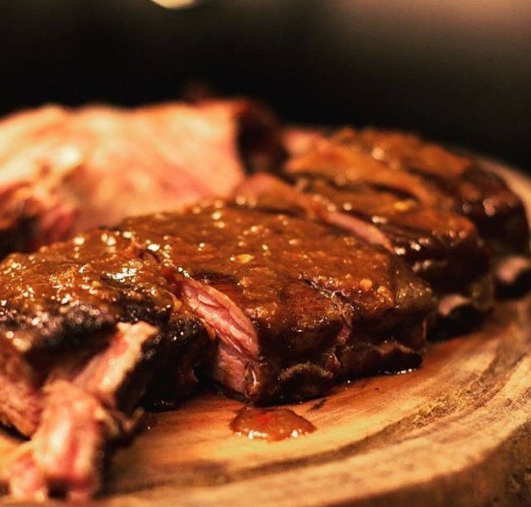 T&q Rustic American Bbq