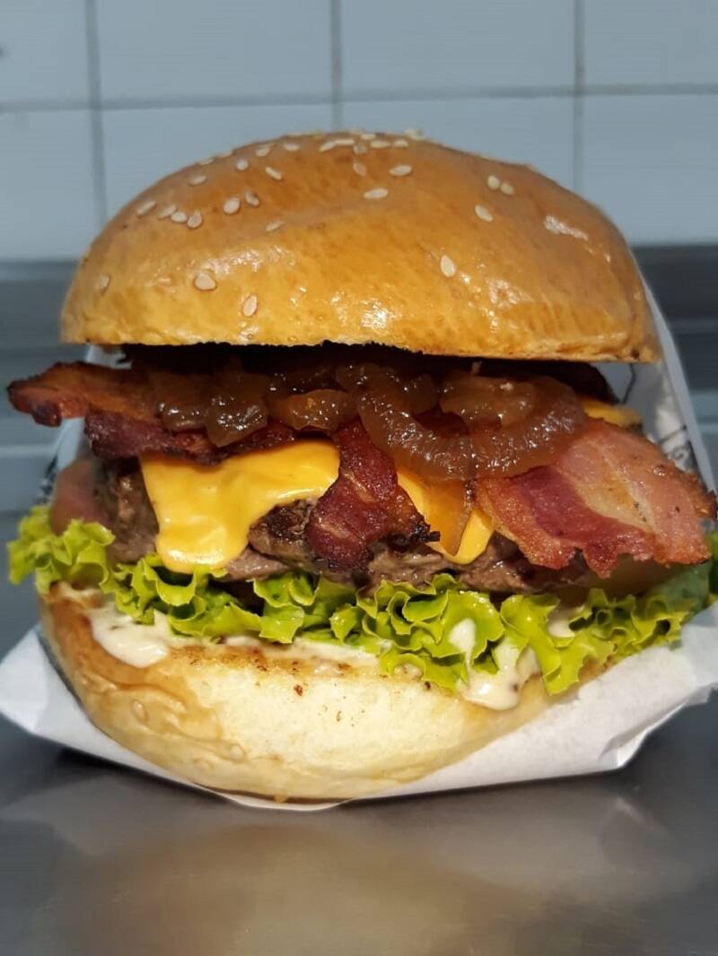 Volley Burger