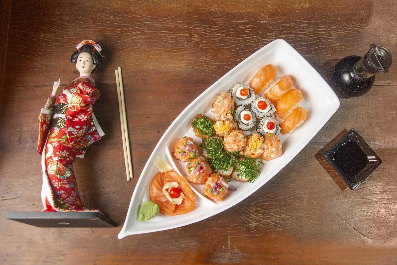 Koni Fast Temakeria e Comida Japonesa