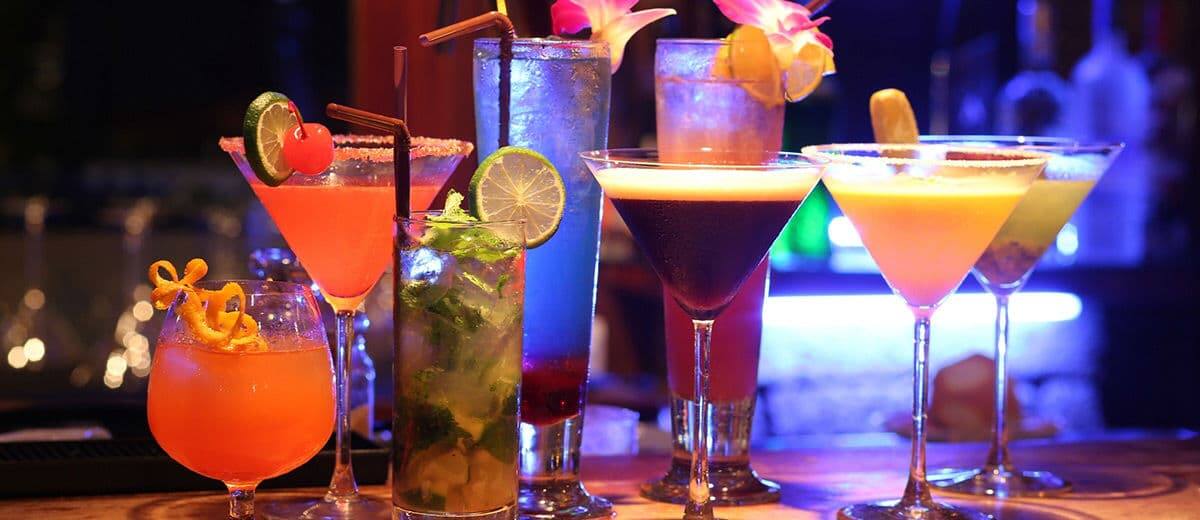 Diproposito Happy Hour