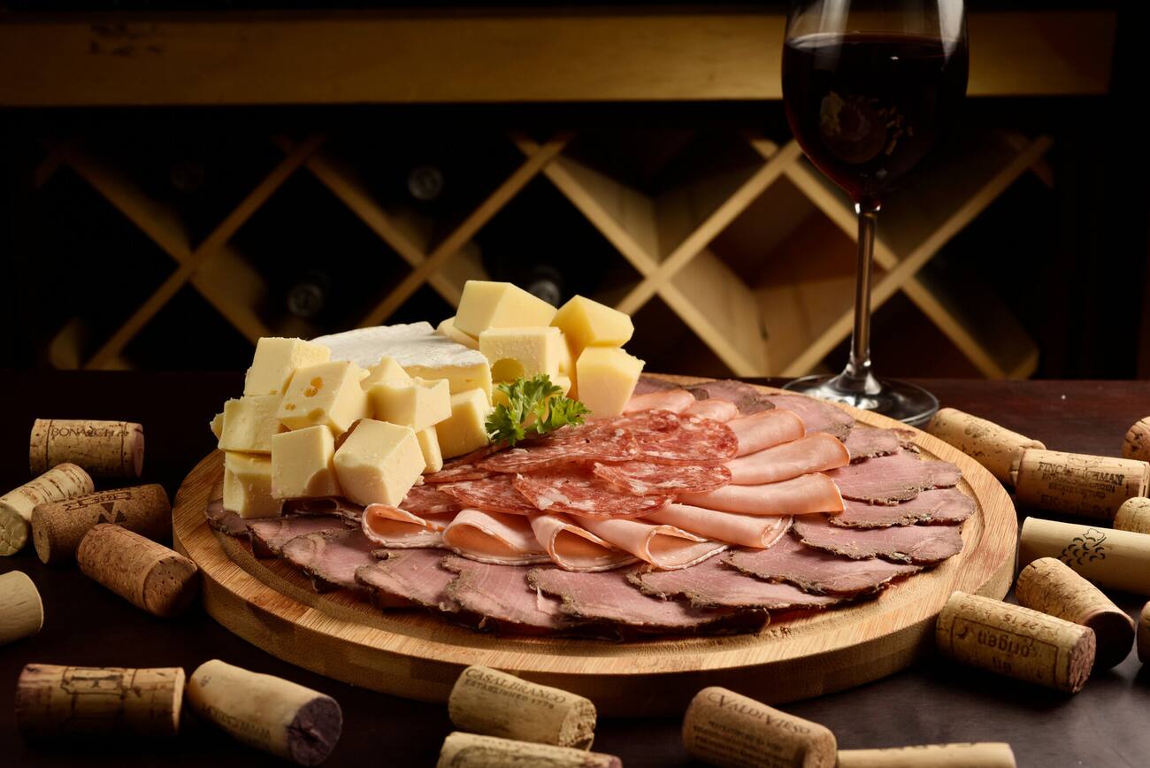 Serrado Vinhos e Bistro