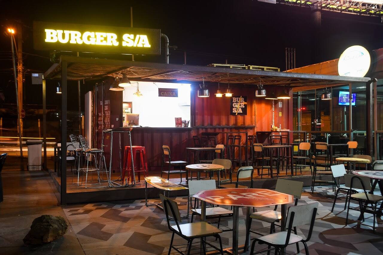 Burger S / A.