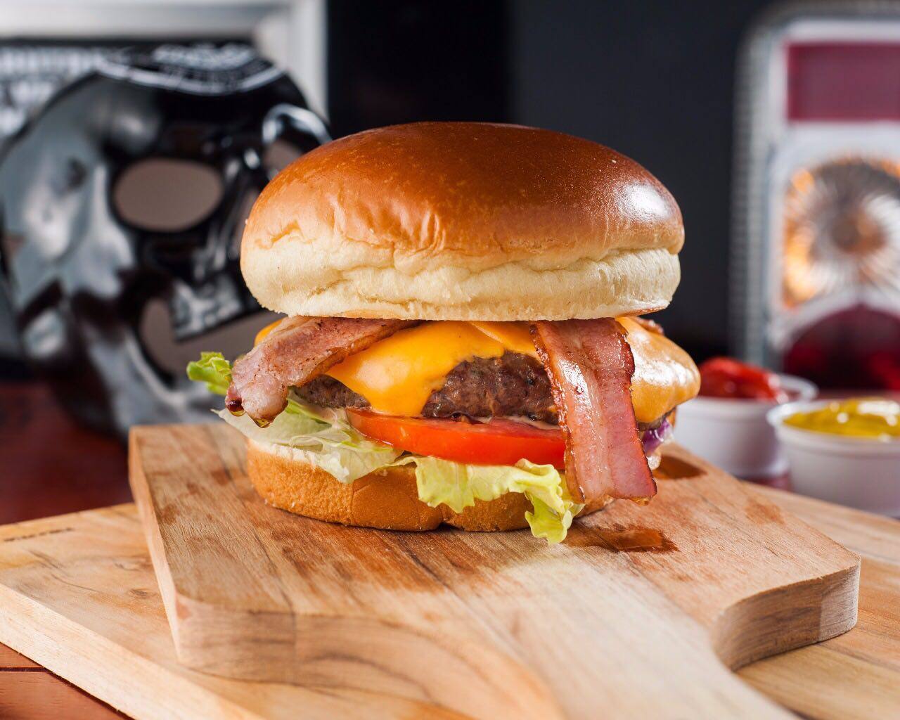 Johnny Burgers Food Truck