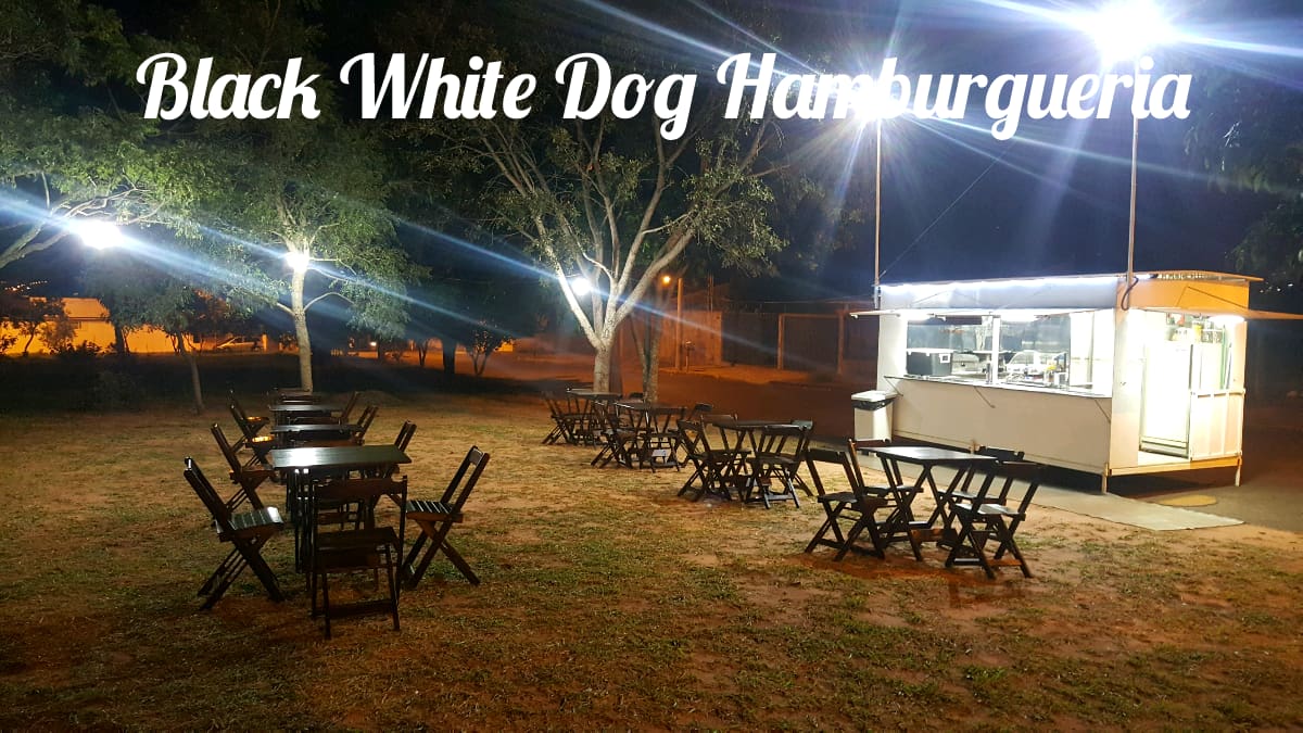 Black White Dog Hambúrgueria