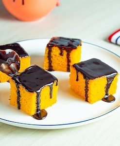 Bolo De Cenoura Cremoso Com Cobertura De Chocolate