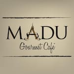 Logotipo Madu Gourmet Café
