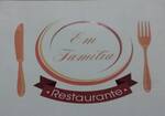 Logotipo Restaurante em Família