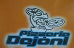 Logotipo Dejoni Pizzaria