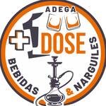 Logotipo Adega +1 Dose Bebidas e Narguiles