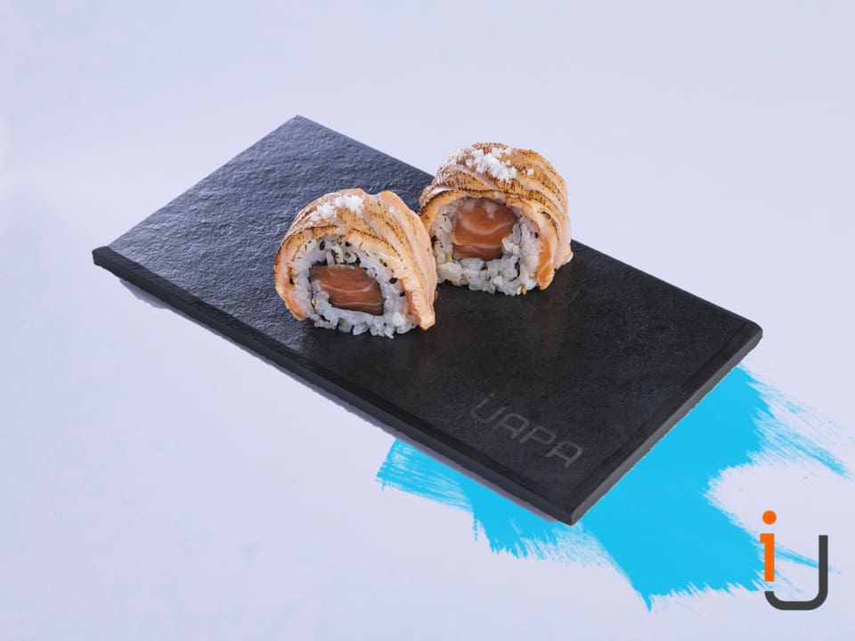 | Uramaki Salmão Select |