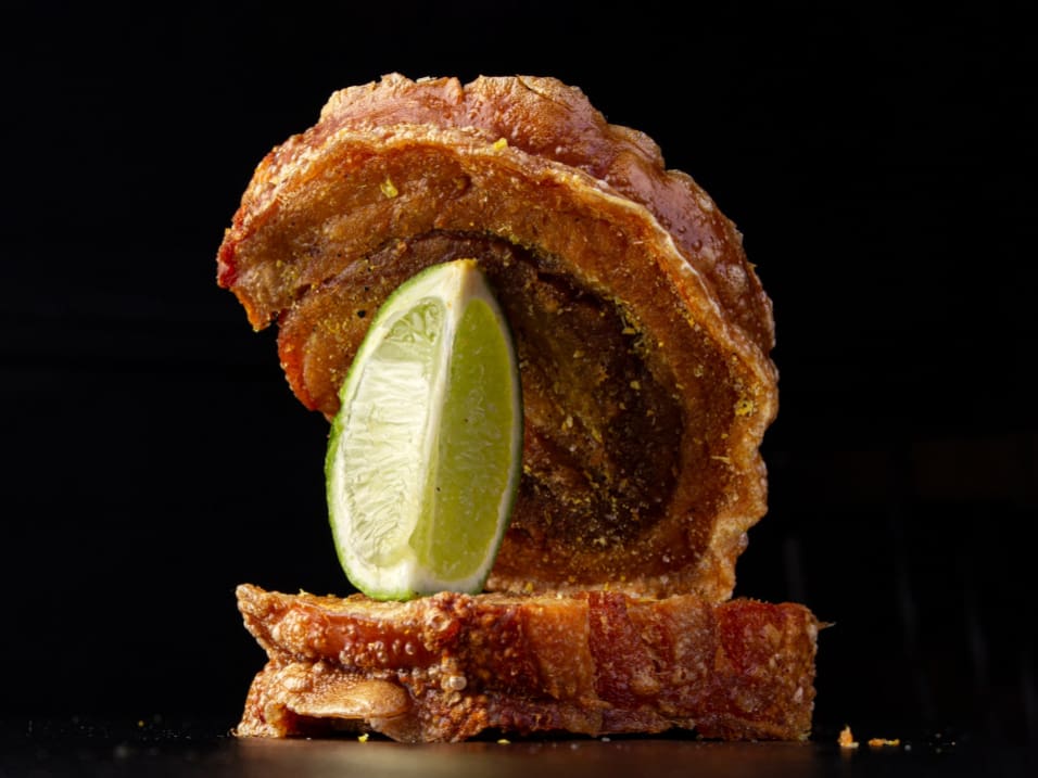 Pork and Roll (torresmo em rolo)