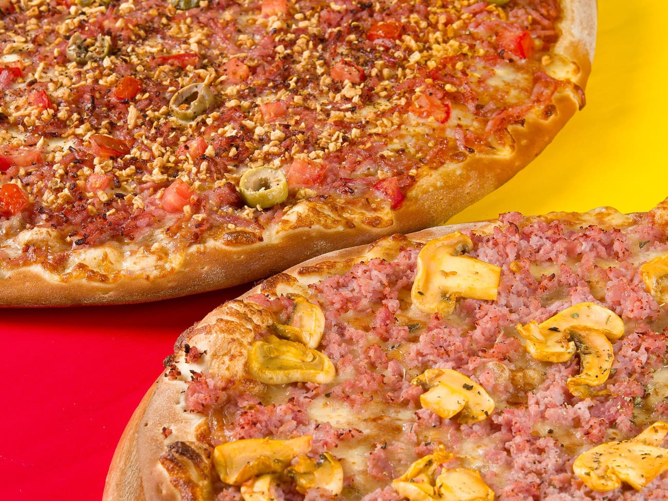 Dose Dupla! 2 pizzas 35cm + Refri