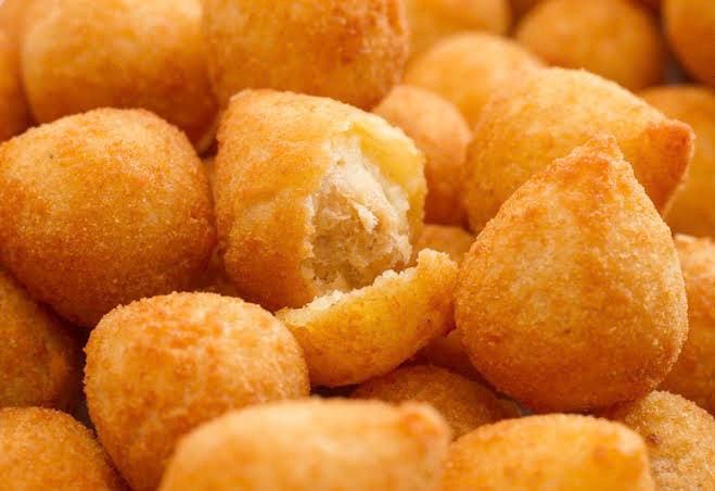 Coxinha e Bolinha de Queijo