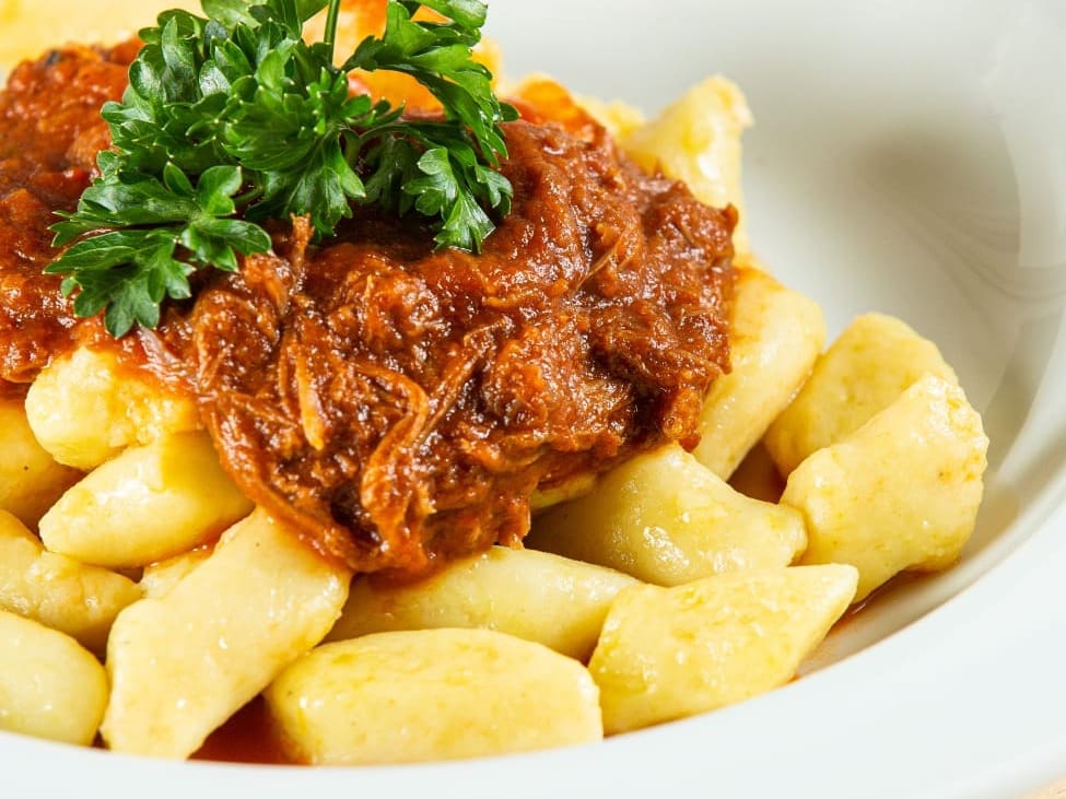 Nhoque com Ragu de Costela