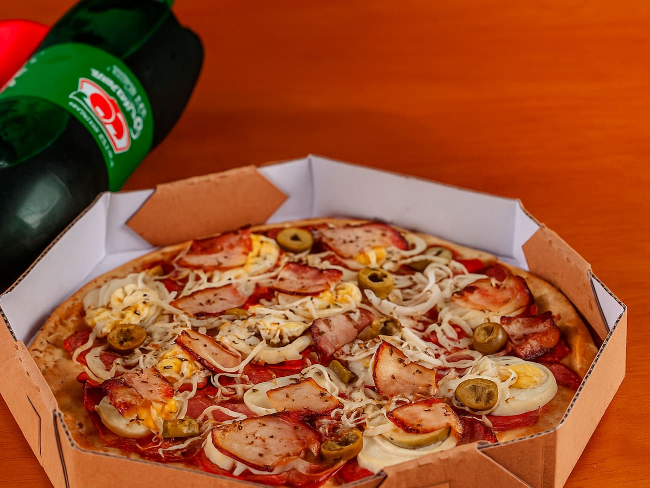 Pizza Maracanã 40cm + Refri