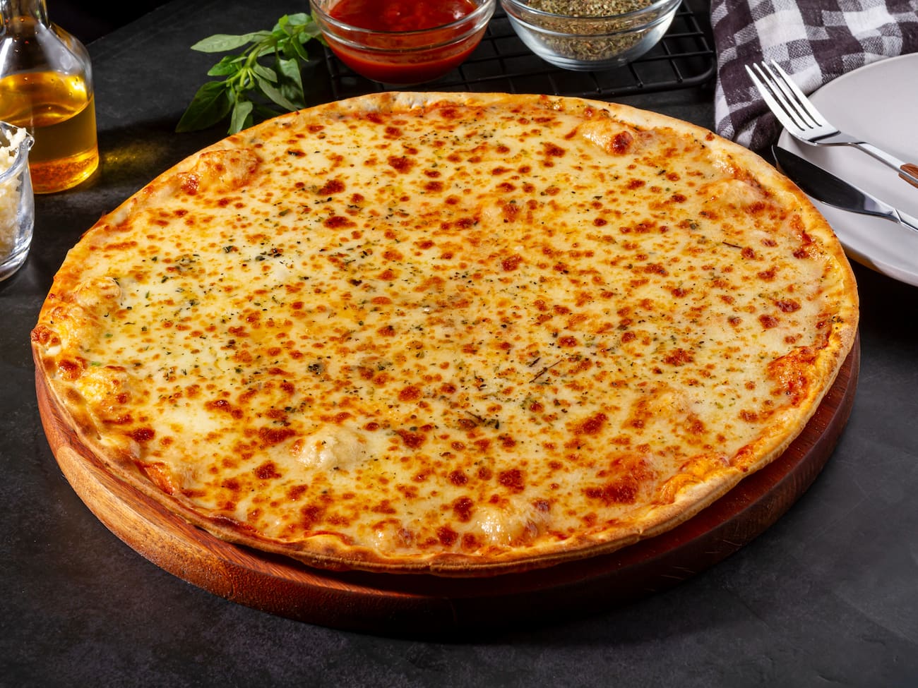 Pizza Mussarela ( 10 Fatias )