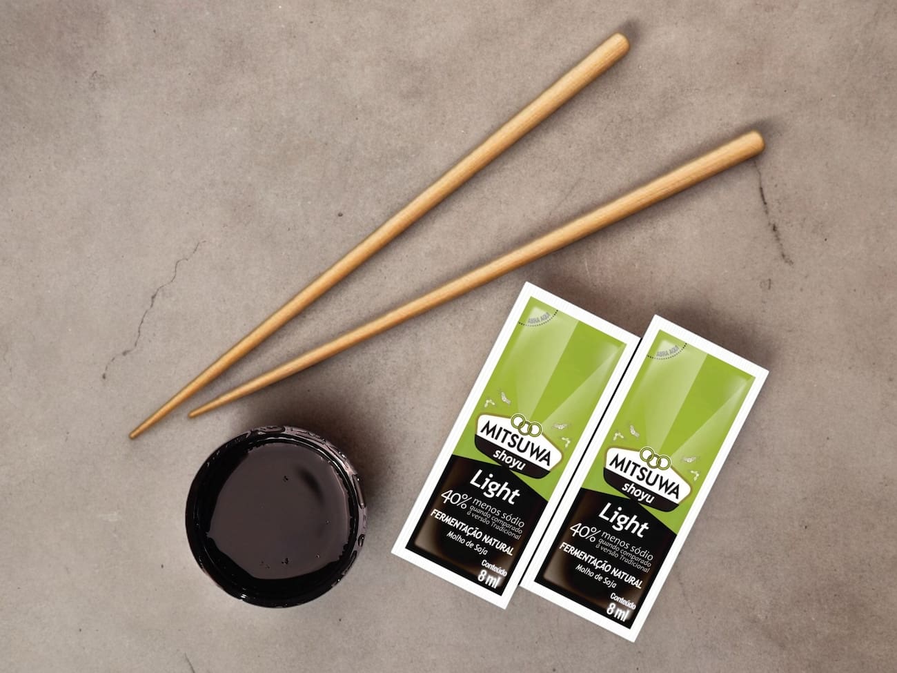 Kit: hashi, shoyu...