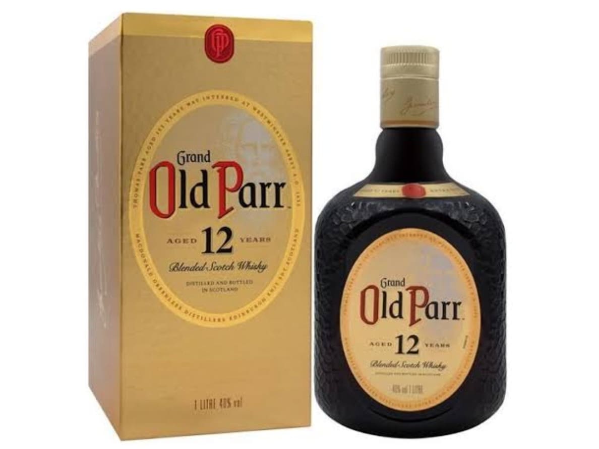 Combo Whisky Old Parr 12 Anos 1 Litro Com Red Bull Gelada