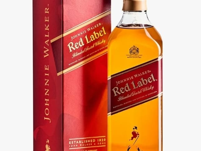 Drink Whisky Johnnie Walker Red Label Com Red Bull Gelada